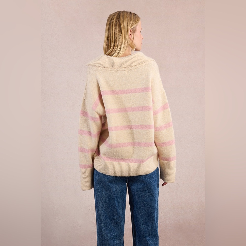 Molly Bracken Knitted V-Neck Sweater in Pink and Cream Sz S NWT - Picture 3 of 5